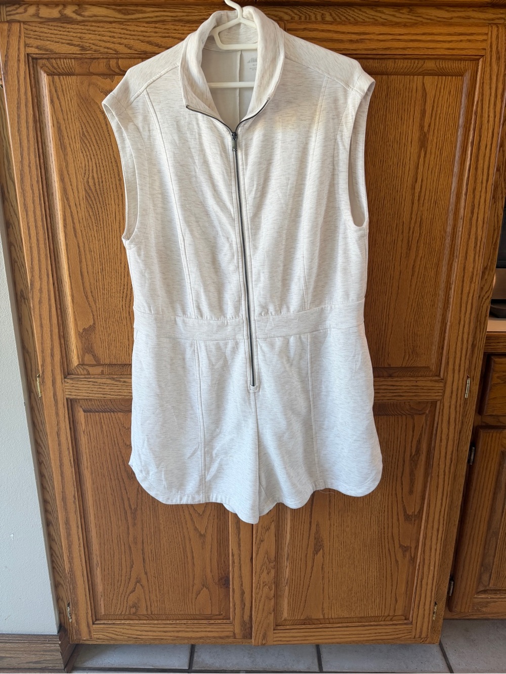 Sleeveless Zip-Front Women's Athletic Shorts Romper in Light Heathered Cream